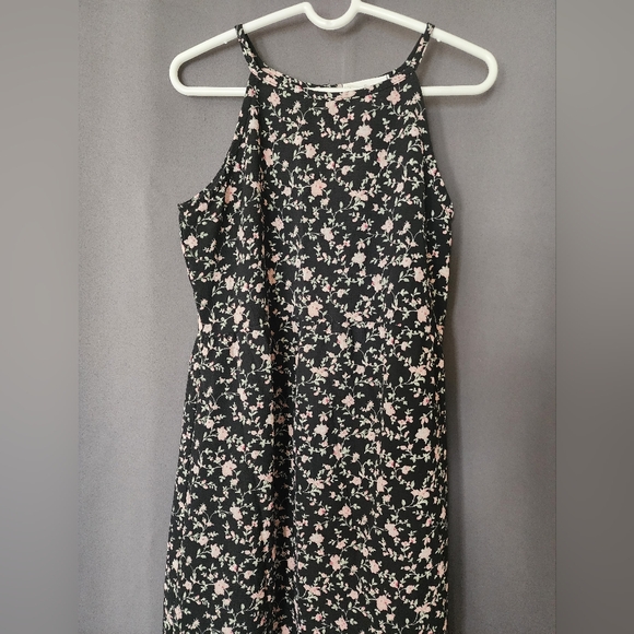 Full Tilt Dress, Girl's Size Small Black Floral Dress - Picture 2 of 7